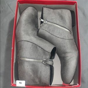 American Eagle Shoes